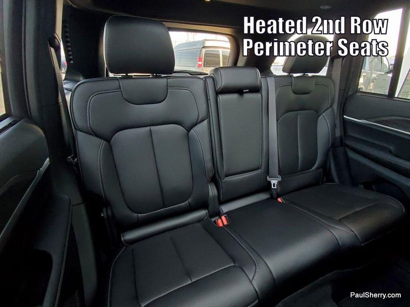 New 2025 Jeep Grand Cherokee Limited 4x4Image 5