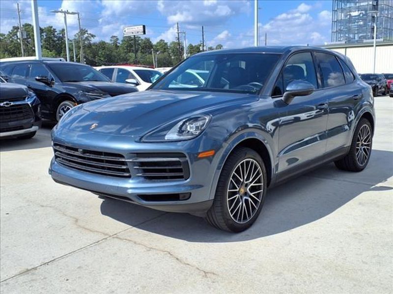 2019 Porsche Cayenne BaseImage 7