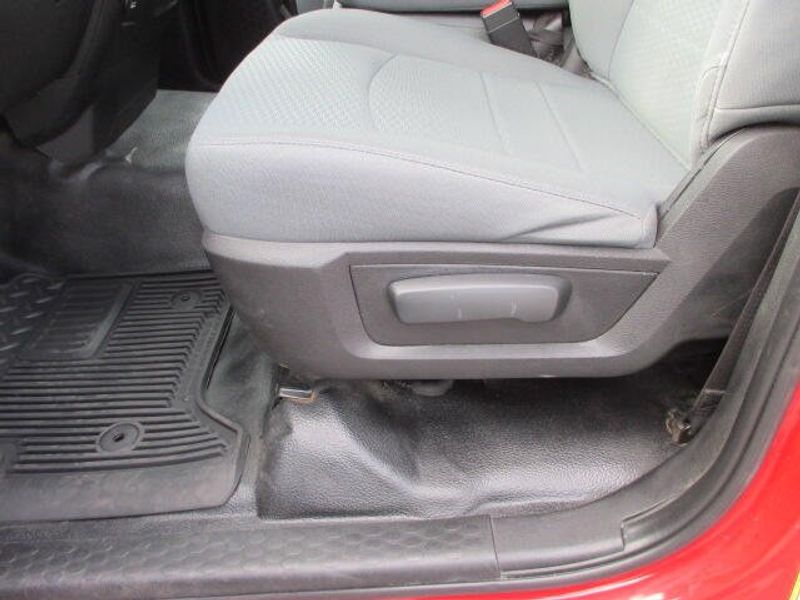 Used 2019 RAM 1500 Classic TradesmanImage 17