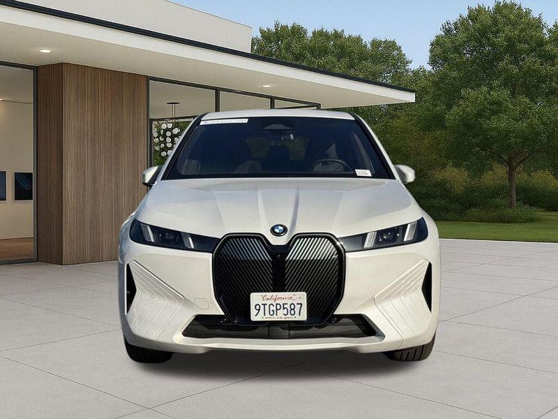 Used 2026 BMW iX xDrive45Image 4