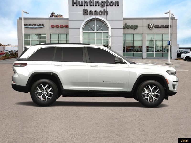 2024 Jeep Grand Cherokee Limited 4x2Image 9