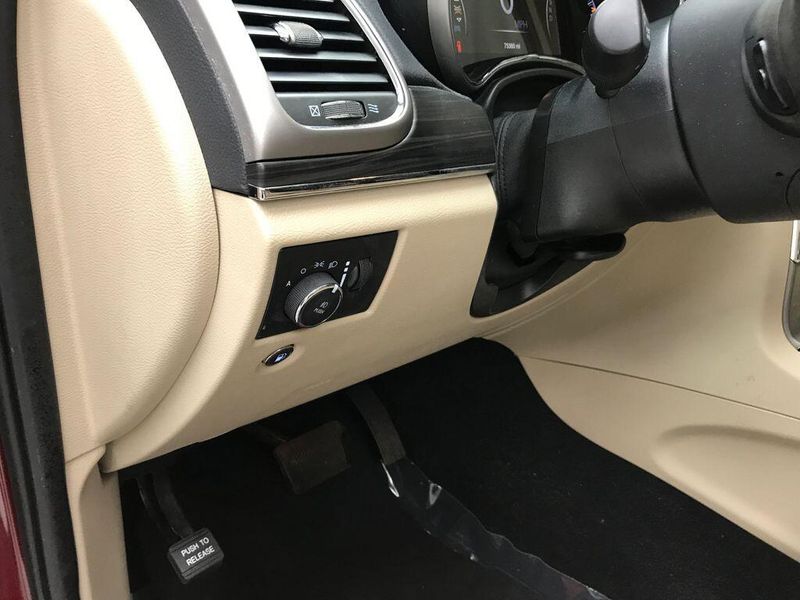 Used 2021 Jeep Grand Cherokee LimitedImage 4