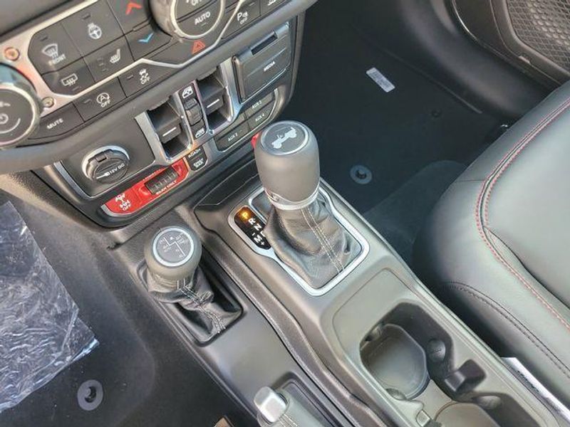 New 2026 Jeep Wrangler 4-door Rubicon X