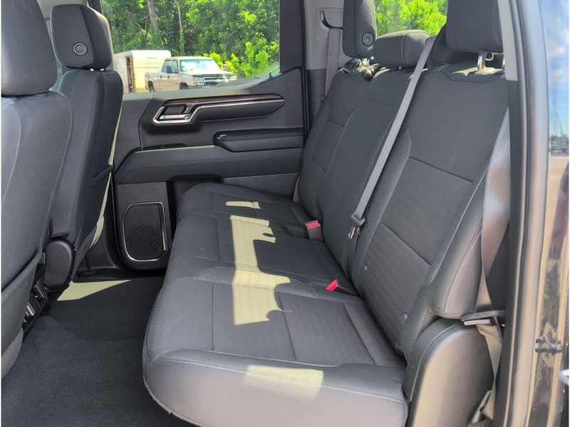 Used 2025 Chevrolet Silverado 1500 LTImage 29