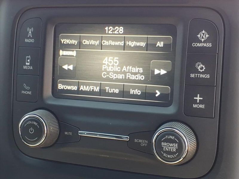 2024 Ram 1500 Tradesman photo 6