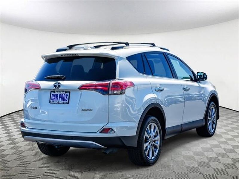 2016 Toyota RAV4 LimitedImage 6