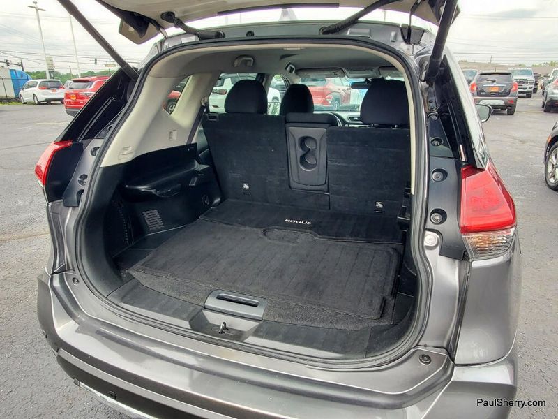 Used 2020 Nissan Rogue SV