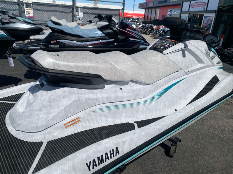 New 2025 Yamaha VX Image 17
