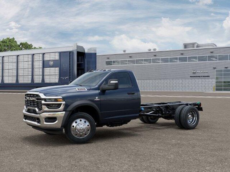 New 2027 RAM 4500HD TradesmanImage 2