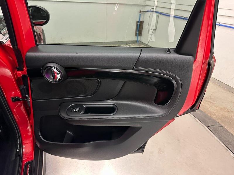 2018 MINI Countryman BaseImage 28