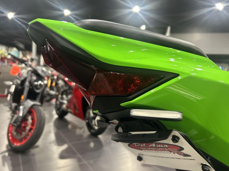 New 2026 Kawasaki NINJA ZX-4RR ABS Image 26