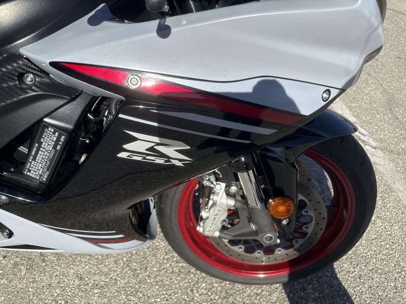 Used 2023 Suzuki GSX-R600 CA Image 14