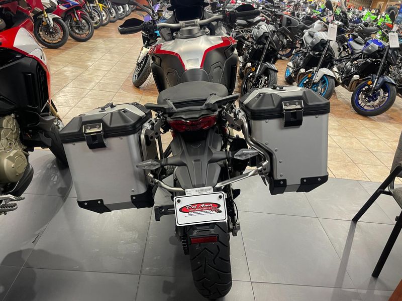 New 2025 Ducati MULTISTRADA V4 RALLY TRAVEL & RADAR SPOKED WHEELS Image 8