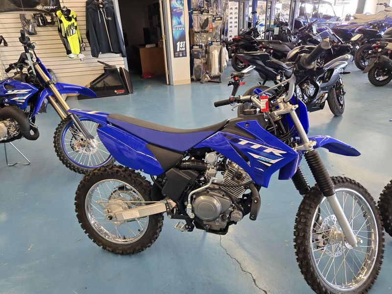 2025 Yamaha TTR125LE CA TEAM BLUE Image 3