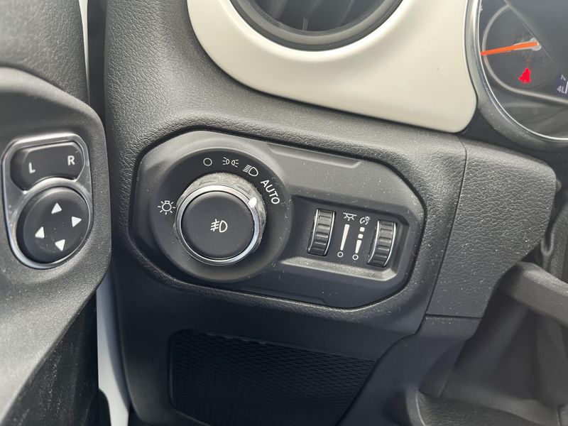 2021 Jeep Wrangler Unlimited Image 15