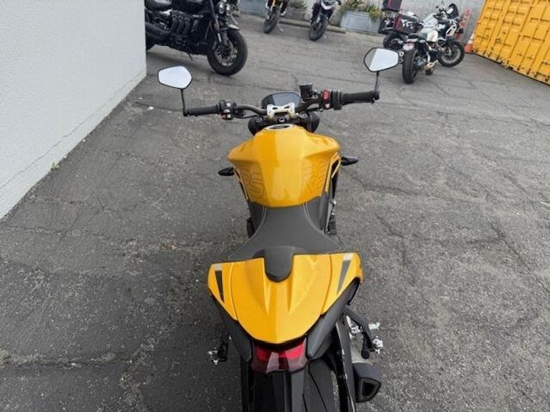 Used 2025 Triumph STREET TRIPLE RS 
