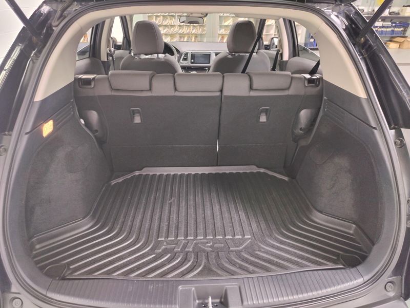 2022 Honda HR-V EX AWD w/SunroofImage 12