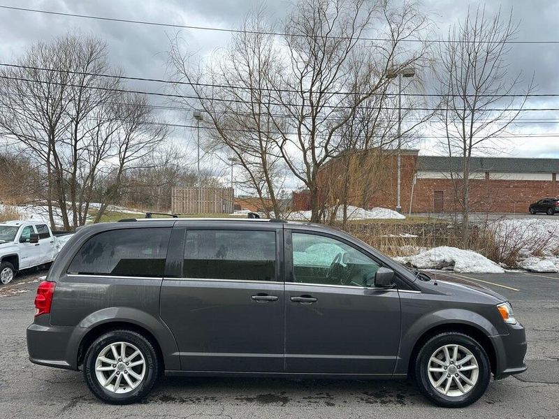 2019 Dodge Grand Caravan SXTImage 11