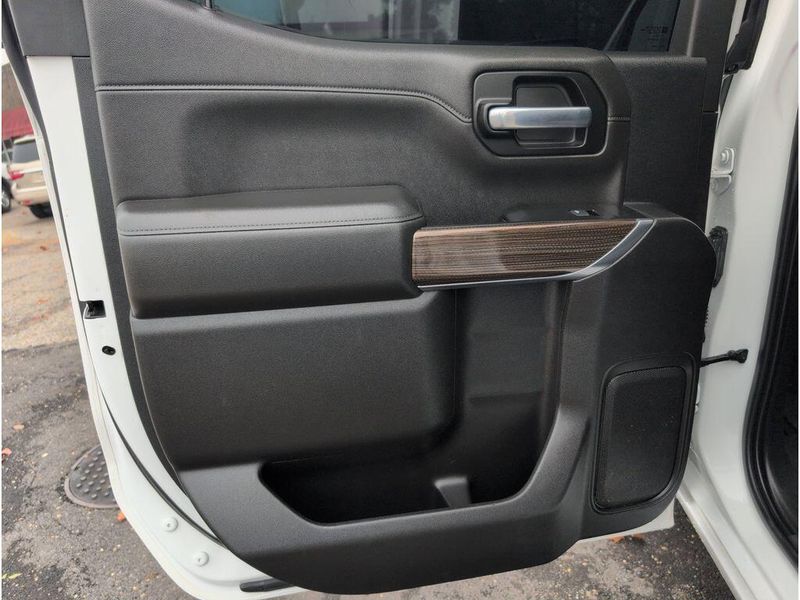 Used 2020 Chevrolet Silverado 1500 RSTImage 31