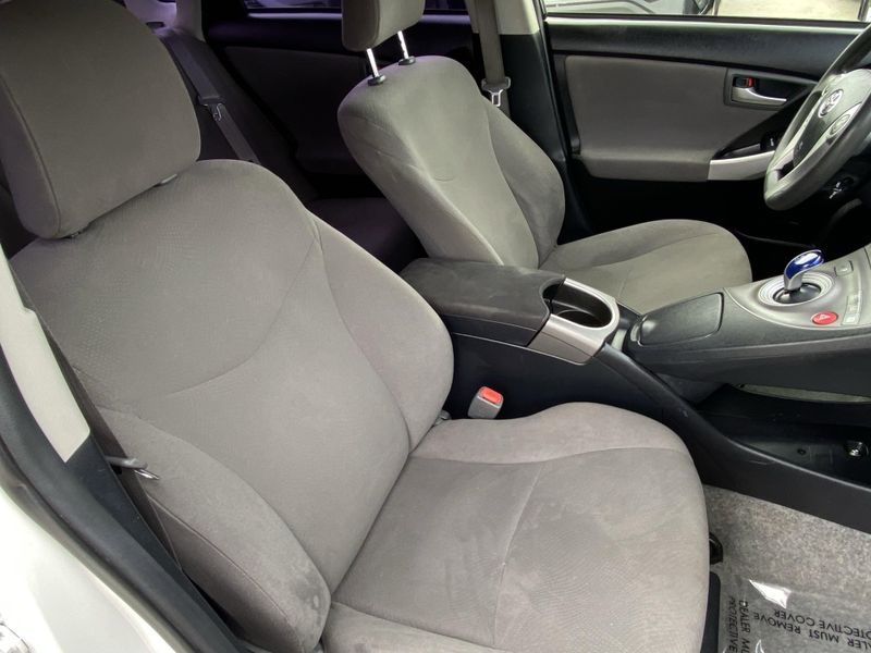 Used 2015 Toyota Prius ThreeImage 11