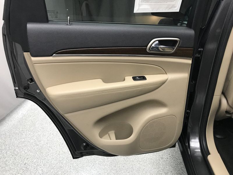 2015 Jeep Grand Cherokee LimitedImage 8