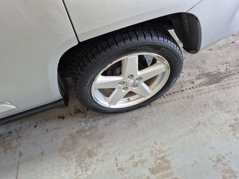 2007 Jeep Compass LimitedImage 9