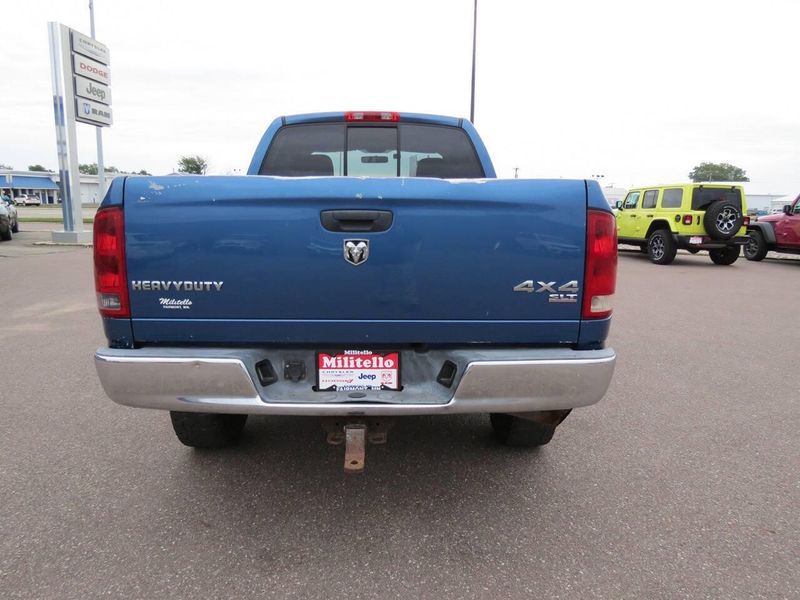 Used 2005 Dodge Ram 2500 SLT 4dr Quad Cab 4WD SBImage 5