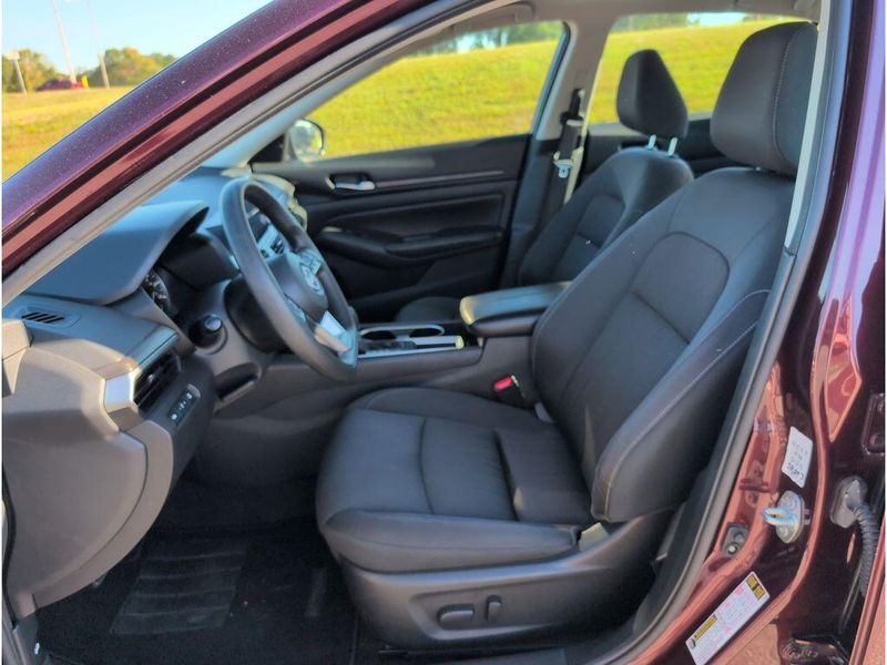 Used 2024 Nissan Altima 2.5 SVImage 10