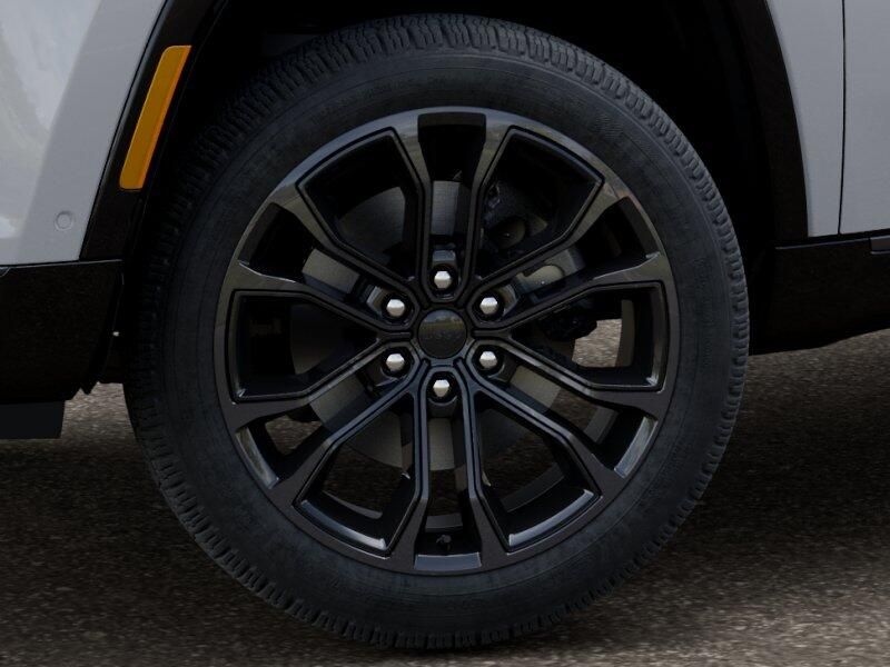 2026 Jeep Grand Wagoneer Summit Obsidian 4x4Image 4