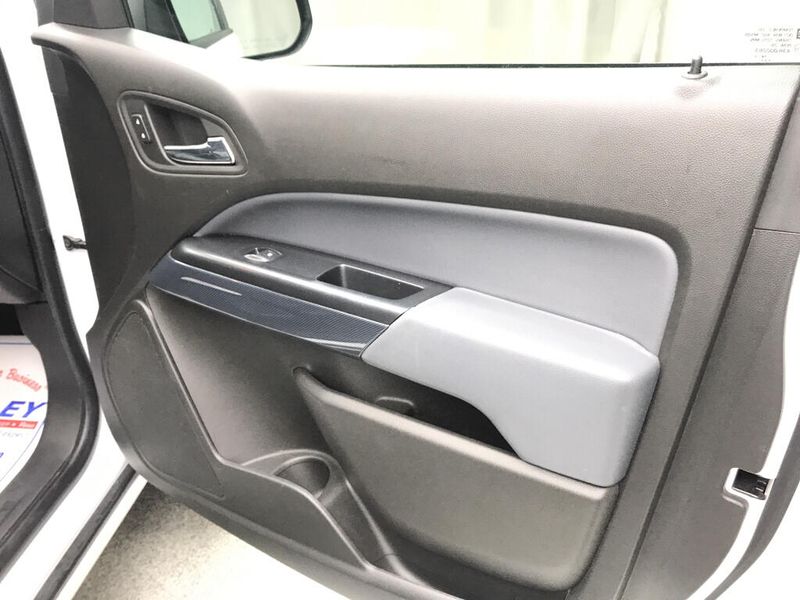 Used 2015 Chevrolet Colorado 4WD Z71Image 22