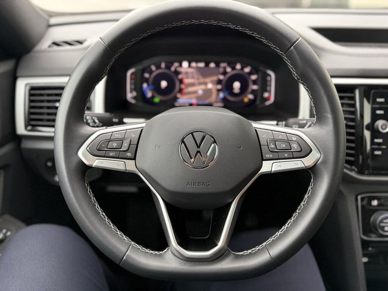 2023 Volkswagen Atlas Cross Sport 3.6L V6 SELImage 22