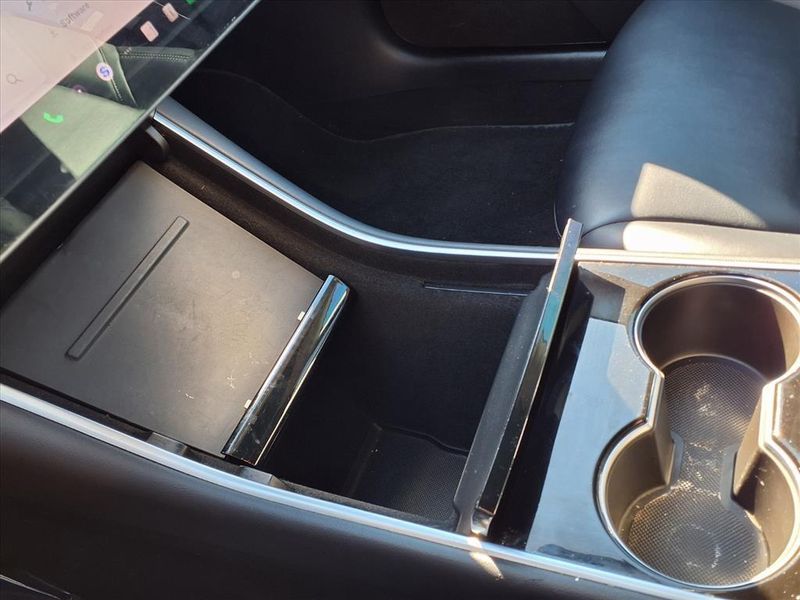 Used 2018 Tesla Model 3 Long RangeImage 24