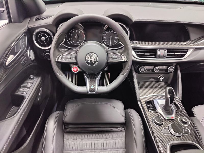 2023 Alfa Romeo Stelvio Quadrifoglio AWD w/Sunroof/ActivImage 21