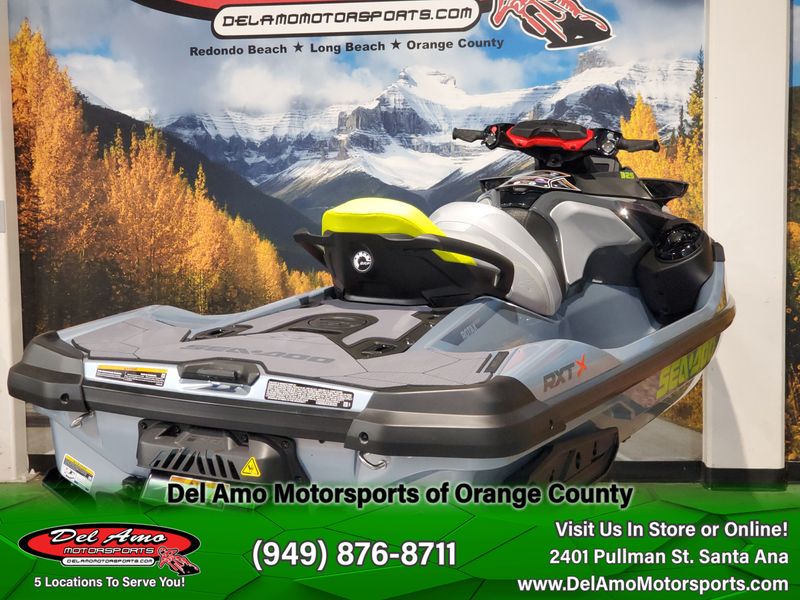 2024 Sea-Doo RXT-X 325 (SOUND SYSTEM) Image 18