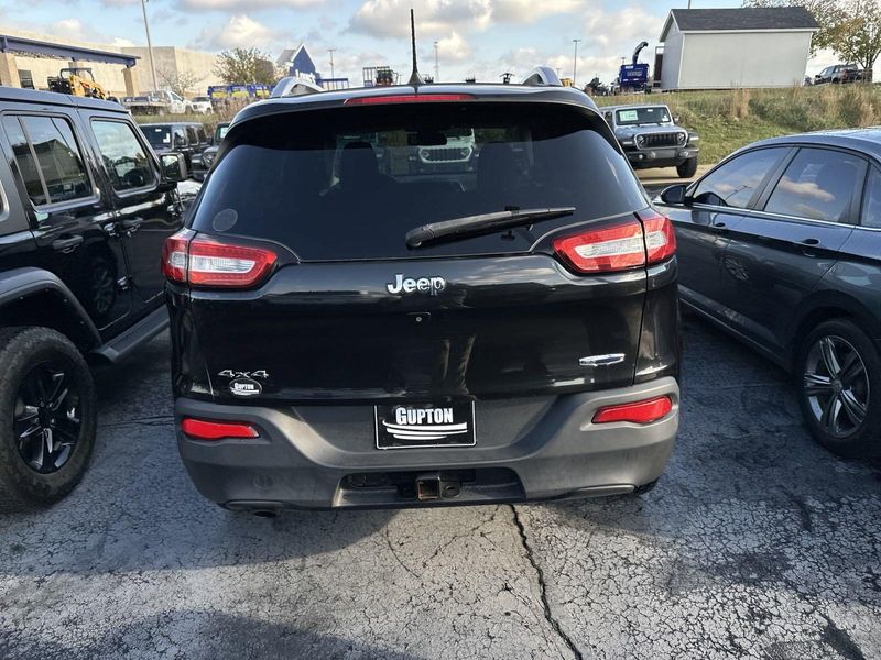 2016 Jeep Cherokee LatitudeImage 7