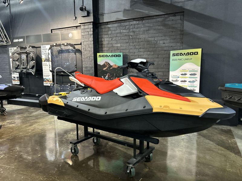 New 2024 Sea-Doo SPARK FOR 3 90 (SOUND SYSTEM) Image 10