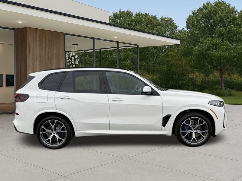 New 2026 BMW X5 sDrive40iImage 7