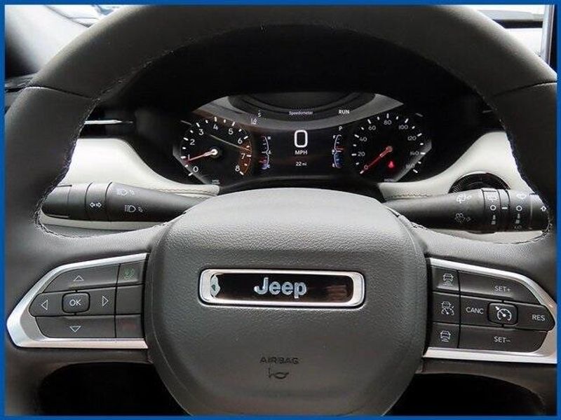 2025 Jeep Compass LimitedImage 14