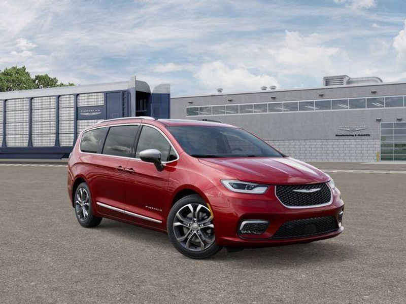 New 2026 Chrysler Pacifica Pinnacle AwdImage 5