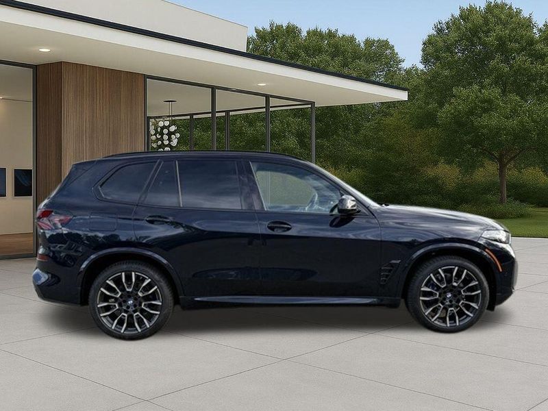 New 2026 BMW X5 xDrive40iImage 7