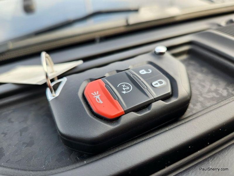 New 2025 Jeep Wrangler 4-door SaharaImage 45