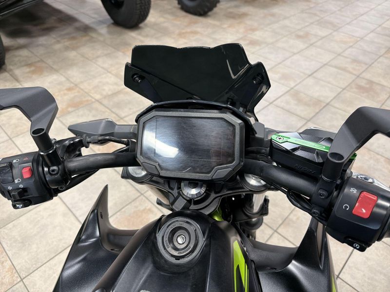 Used 2022 Kawasaki Z650 Image 23