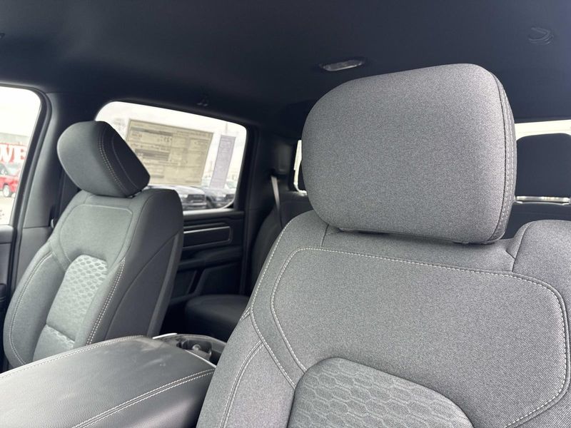 New 2026 RAM 1500 Big Horn Crew Cab 4x2 5'7' Box