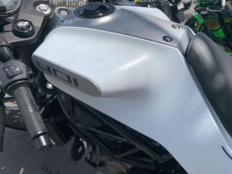 Used 2023 Husqvarna Svartpilen 401 Image 21
