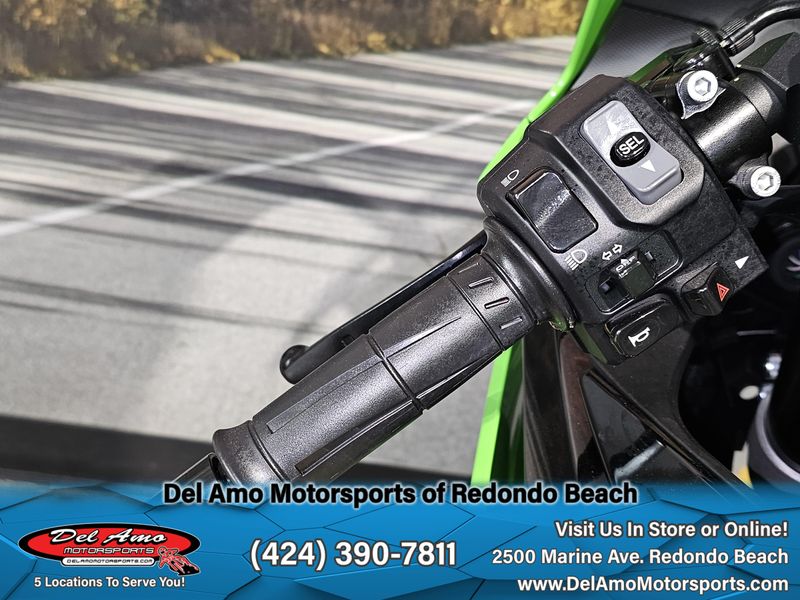 2025 Kawasaki NINJA ZX-6R KRT EDITION ABS Image 17