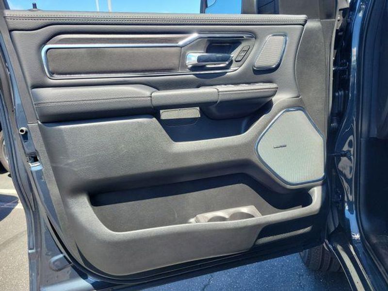 New 2026 RAM 1500 Laramie Crew Cab 4x4 5'7' Box