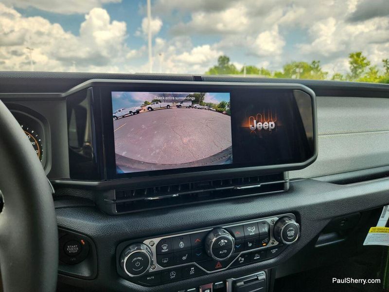 New 2025 Jeep Wrangler 4-door Sport S