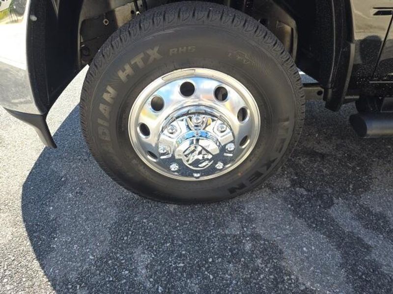 2025 Ram 3500 Tradesman photo 7