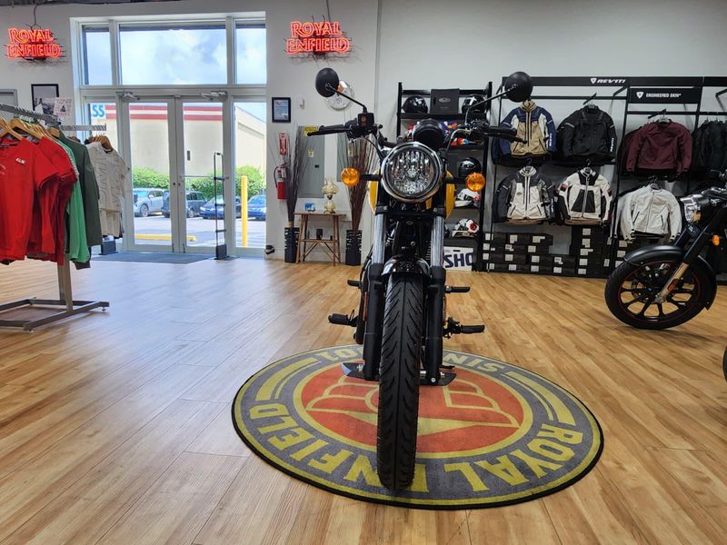 New 2024 Royal Enfield METEOR 350 Image 2