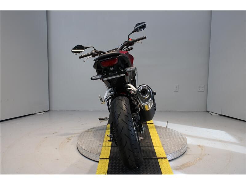 2019 Honda CB300R in a RED exterior color. New England Powersports 978 338-8990 pixelmotiondemo.com 